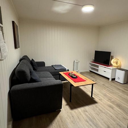 Liten Eldre Og Koselig Studiohybel Svolvær Dış mekan fotoğraf