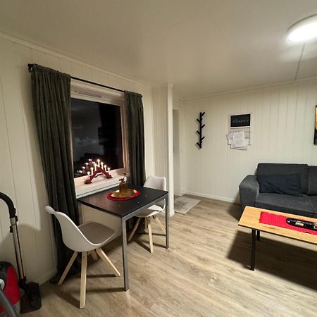 Liten Eldre Og Koselig Studiohybel Svolvær Dış mekan fotoğraf
