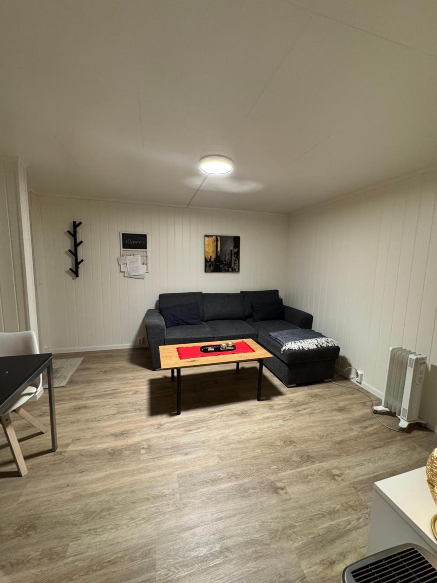 Liten Eldre Og Koselig Studiohybel Svolvær Dış mekan fotoğraf